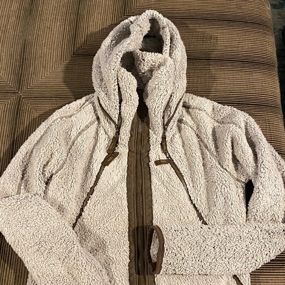 Kuhl Size M hooded fleece